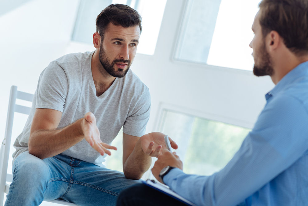 man in therapy for bpd