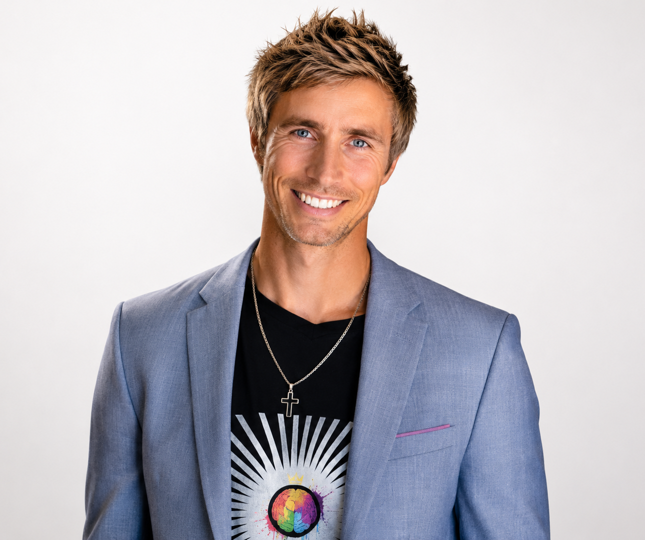 Josh Roberts' headshot