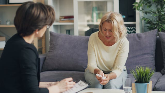 Signs of PTSD in Adults What the Symptoms Actually Look Like in Daily Life